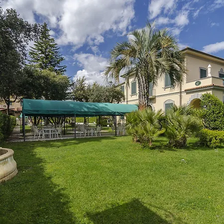 Отель Verdemare 4*